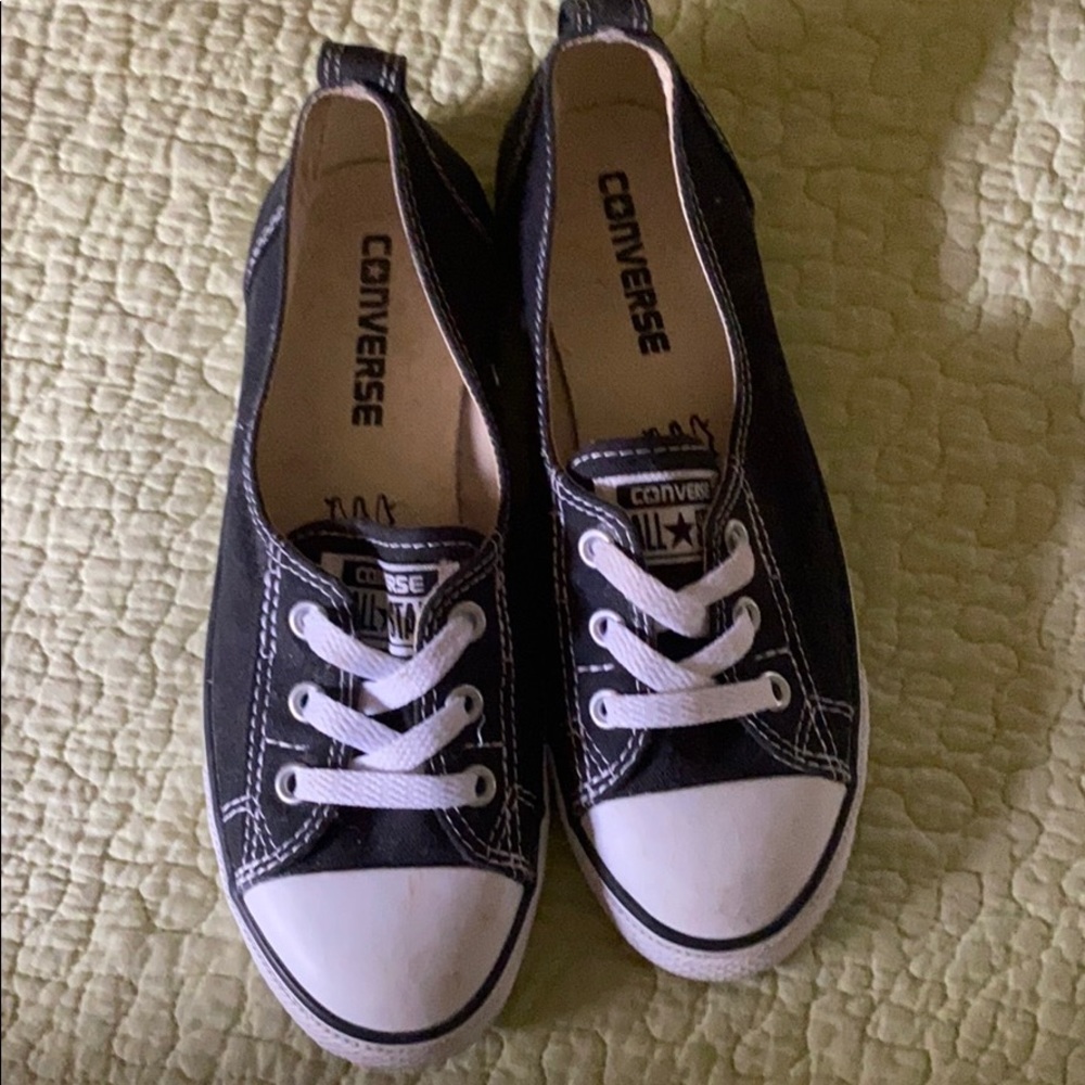 Black converse